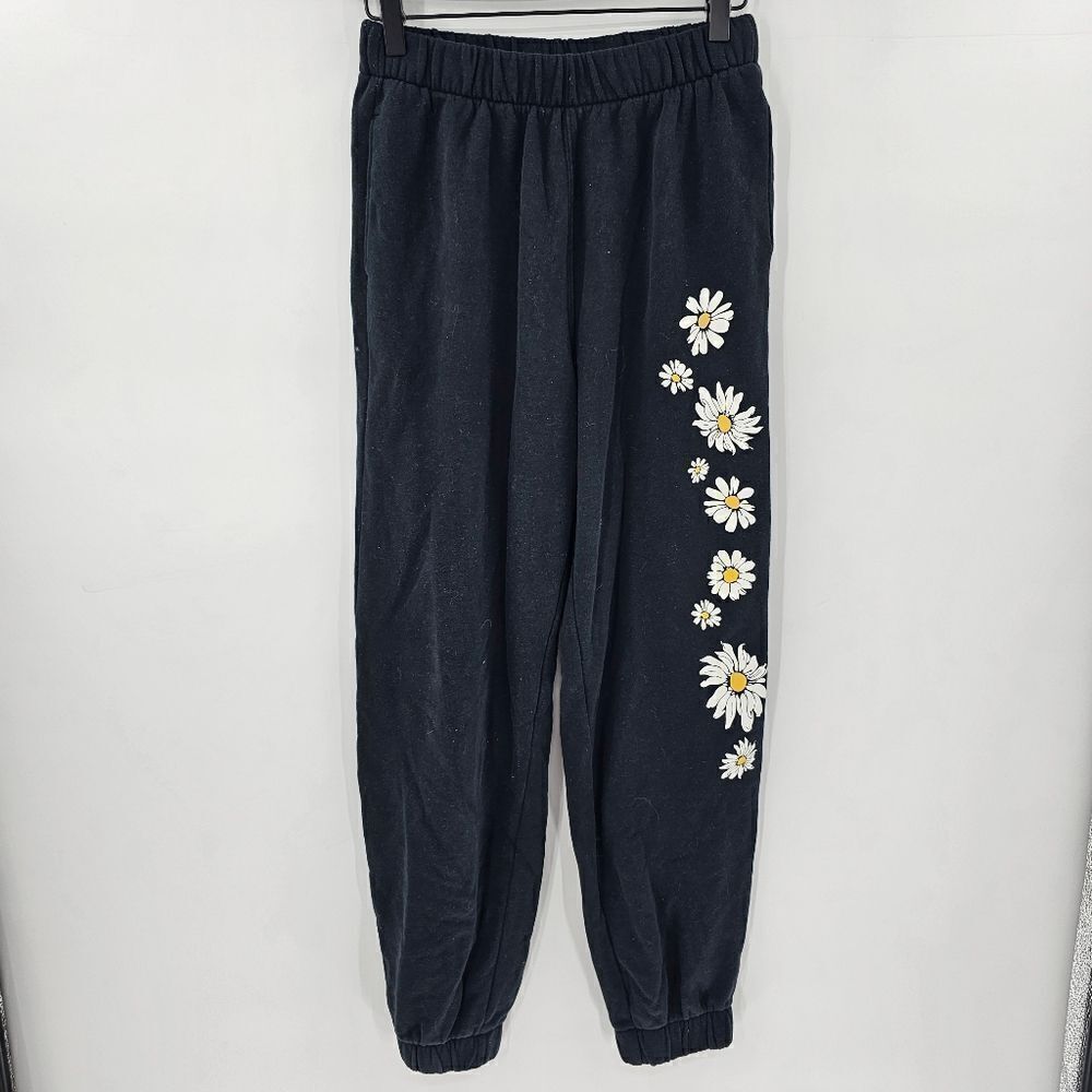 Hollister ultra high rise sweats pants joggers small black floral flowers daisy